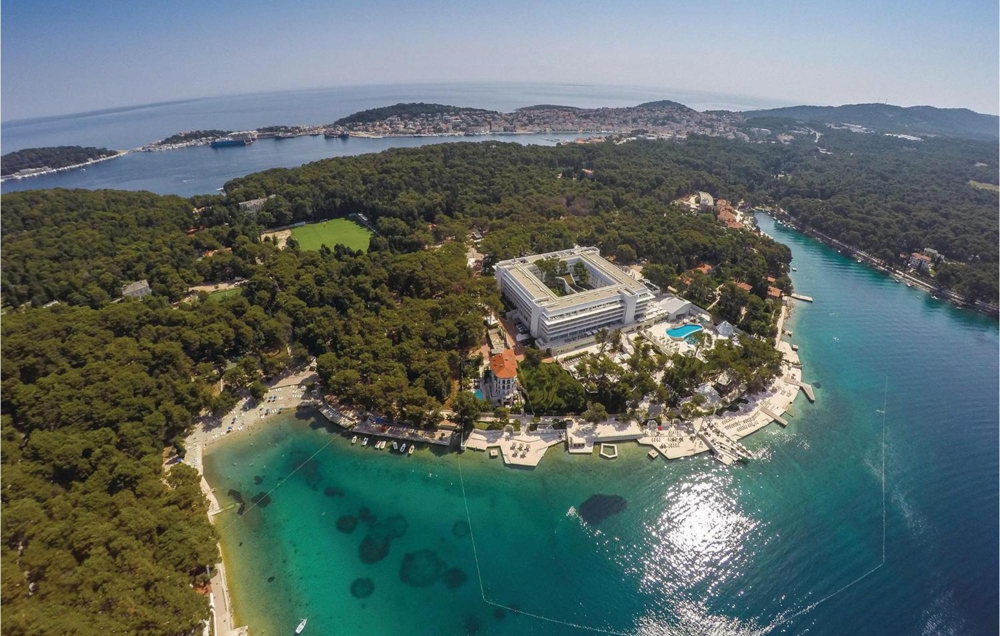 Amazing Apartment In Mali Losinj With Wifi Luaran gambar